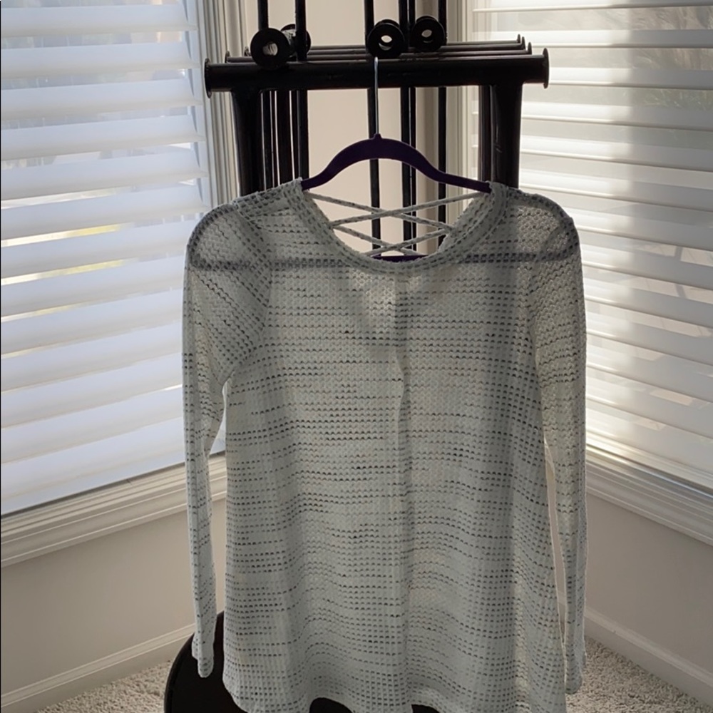 Altar’d State NEW top sz small light gauze like